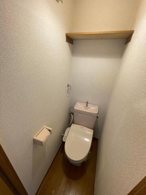 【トイレ】 | エレガンテ大濠⻄Ⅲ | 別号室の写真になります。現況優先。