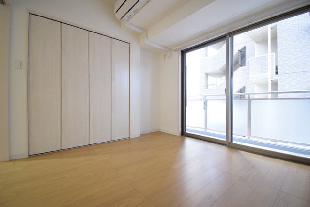 ＭＩＳＴＲＡＬ姫路駅前Ⅷ安田の寝室