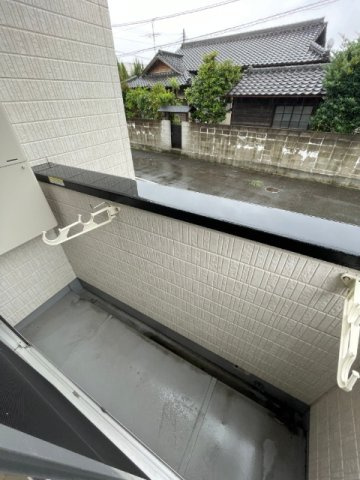 Crestre sur 新水前寺のバルコニー