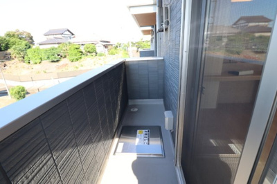 【バルコニー】 | ロイヤルガーデンソラーナ