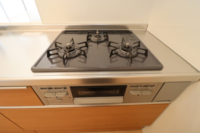 【キッチン】 | ロイヤルガーデンソラーナ