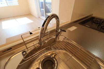 【キッチン】 | ロイヤルガーデンソラーナ