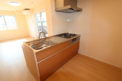 【キッチン】 | ロイヤルガーデンソラーナ