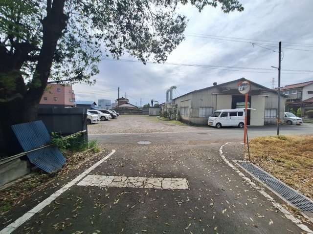 高崎市保渡田町売土地 B区画の前面道路含む現地写真