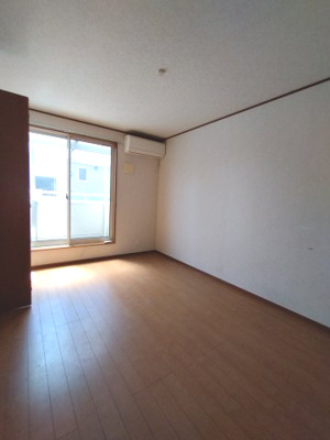 【洋室】 | 椿森戸建 | ６帖洋室・クローゼットも完備！