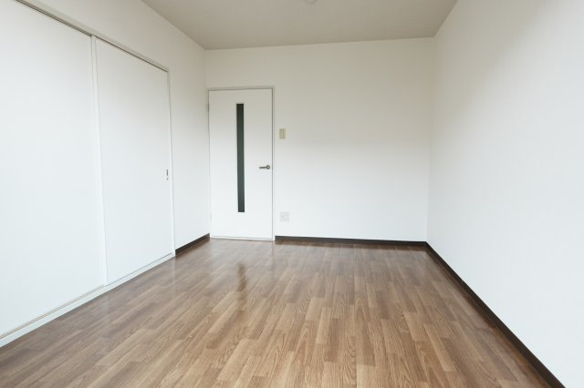 【寝室】 | サニーマンション東部