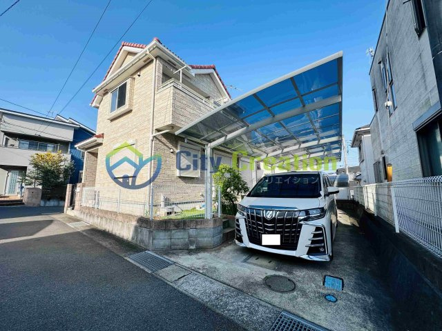 秦野市下大槻　中古住宅の外観