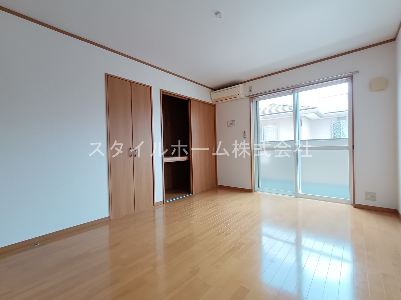 ポポラーレの居間・リビング