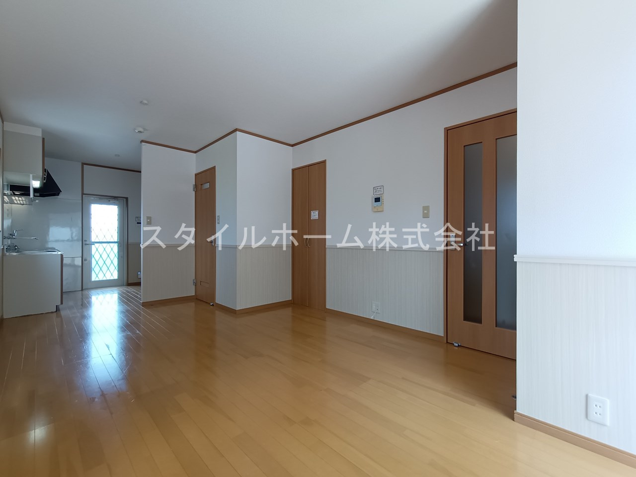 ポポラーレの居間・リビング