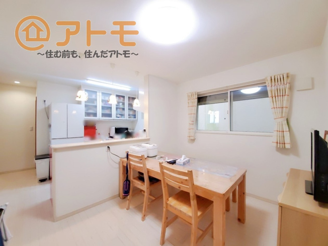 【居間・リビング】 | 清水区江尻東1丁目　中古戸建