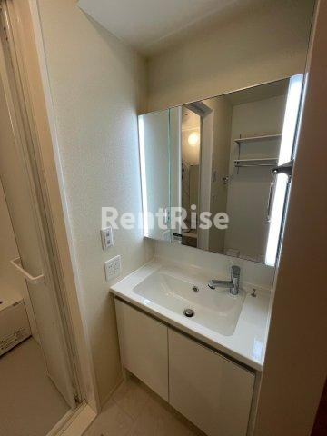 プール リアンの洗面所