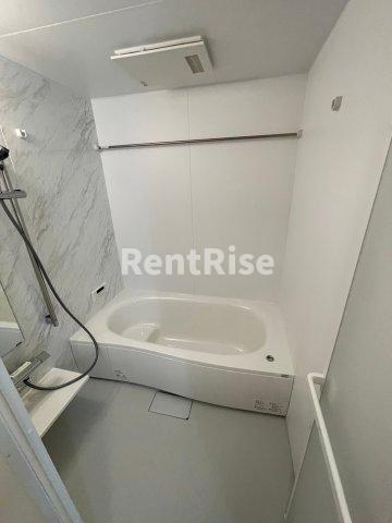 プール リアンの浴室