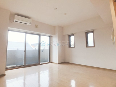 【居間・リビング】 | ベレーサ新瑞橋【名古屋市賃貸・オートロック】