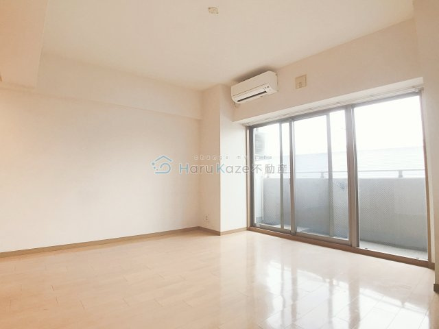 【居間・リビング】 | ベレーサ新瑞橋【名古屋市賃貸・オートロック】