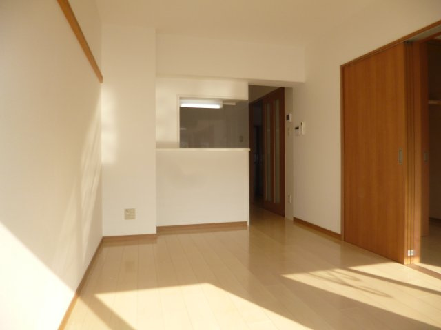 リバーサイド清音の居間・リビング