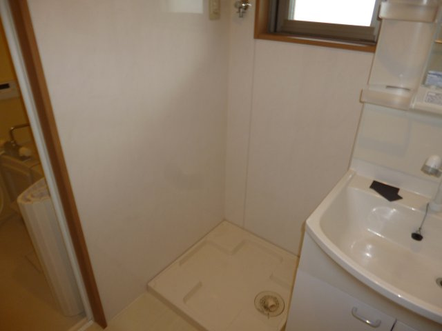 リバーサイド清音のその他|洗濯機置き場