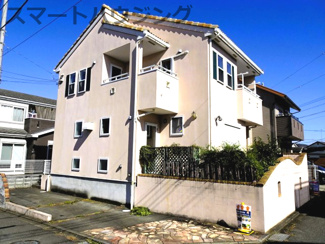 【外観】 | 中古　京王相模原線　横浜線　相模線　橋本駅　相原4丁目 | 価格、3180万円、3LDK+S（納戸）、土地面積130.15m2、建物面積89.64m2 東南角地　南側６ｍ　西側5m道路　目の前に公園がありますのでお子様も時間を気にせずに安心して遊べる
