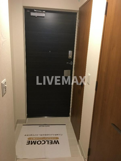 【玄関】リヴァーク四条烏丸 