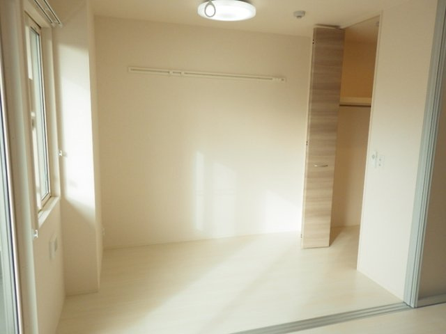 グリーンヒルズ Ⅵの洋室|2.9帖の洋室