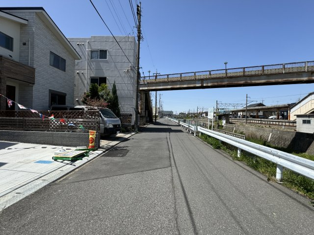 松戸市横須賀１丁目新築戸建（横須賀６期）の前面道路含む現地写真|北東側前面道路