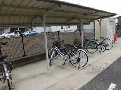 【その他】 | レオパレスＫＡＭＩＮＯＫＡＷＡ | 駐輪場