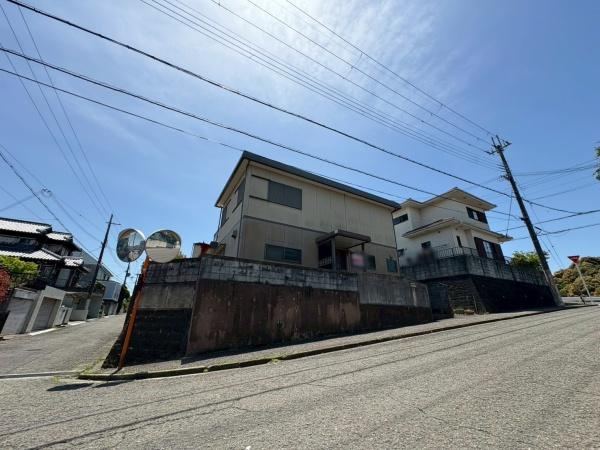 貴志川町長山　中古戸建の前面道路含む現地写真