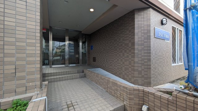 【エントランス】 | ＪＳＣ岸和田