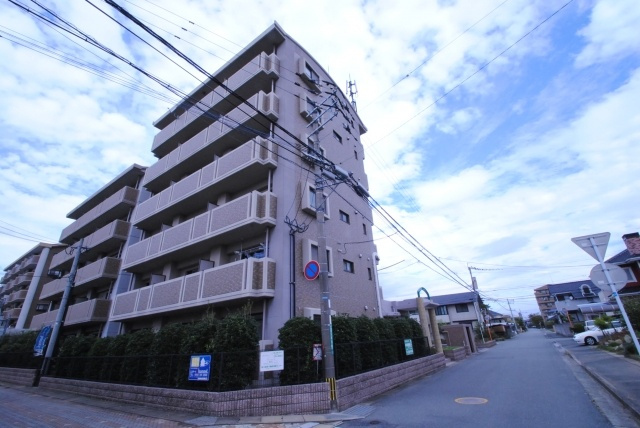 久留米市小森野２丁目の賃貸マンションの外観