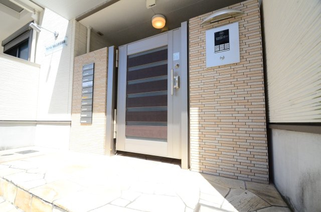 大阪市住吉区山之内４丁目のアパートのエントランス|毎日通るエントランスはこのようになっています