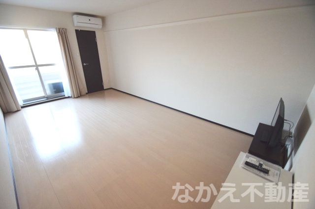 【寝室】 | 落ち着いて過ごせるお部屋なので、寝室にいかがでしょうか