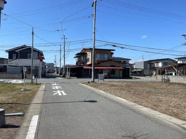 天童市中里建売住宅第9【2号棟】の前面道路含む現地写真|前面道路になります。