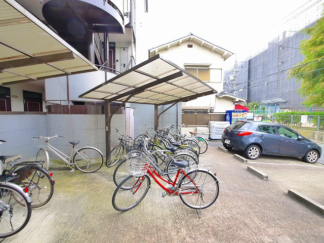 パルスコート新大宮のその他共用部分|駐輪場あり