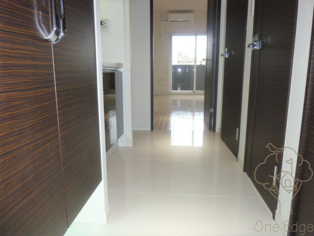 S-RESIDENCE福島Luxeの玄関