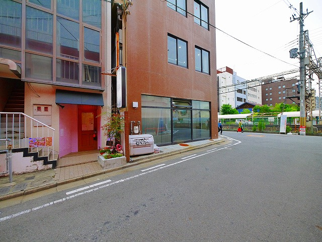 スギタビルのその他
