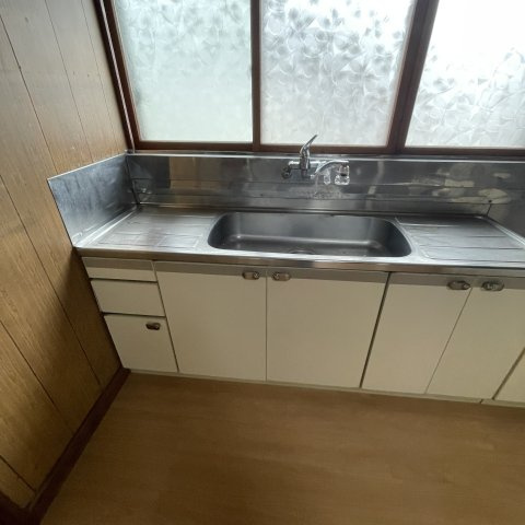 室蘭市増市町1丁目14-12借家のキッチン