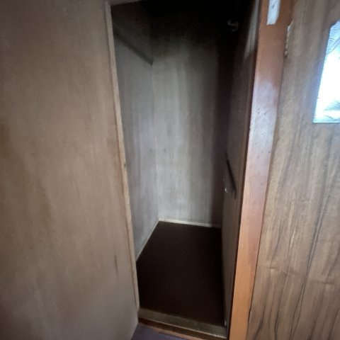 室蘭市増市町1丁目14-12戸建の収納