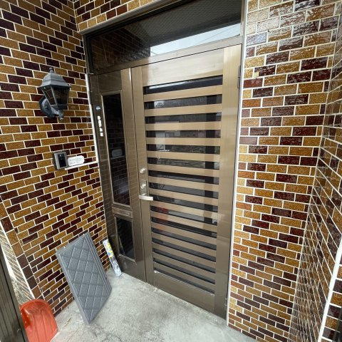 室蘭市増市町1丁目14-12借家のエントランス