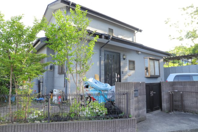 【外観】 | 土地の面積＝住宅面積ではありません。建ぺい率の問題などで、土地のある場所によって住宅を建てられる面積は限られています。高さもしかり、「土地」という言葉の中には、建築条件も含まれると考えておきましょう。