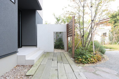 【エントランス】 | 肥塚貸店舗