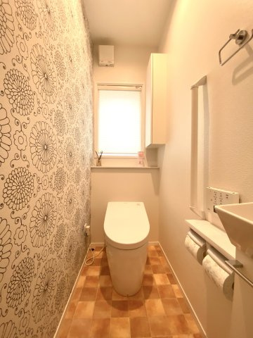 中古住宅　小瀬長池町のトイレ