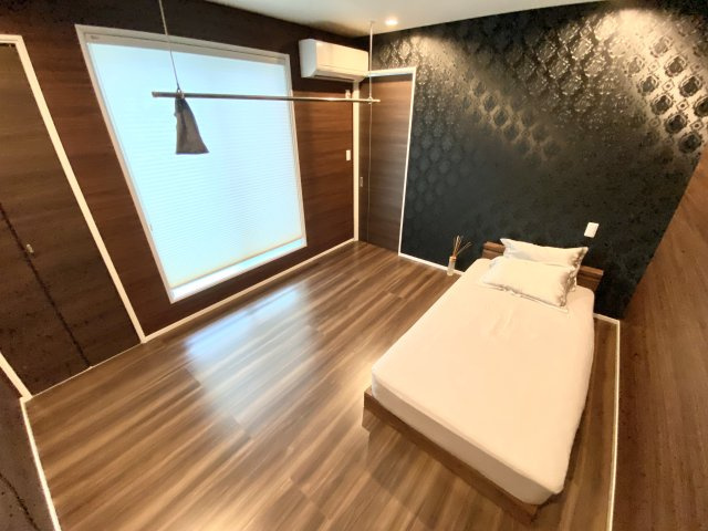 中古住宅　小瀬長池町の洋室