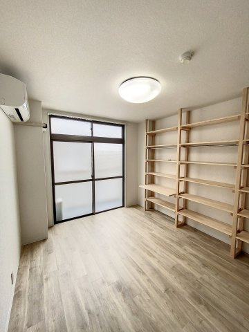 ボナール溝口の居間・リビング