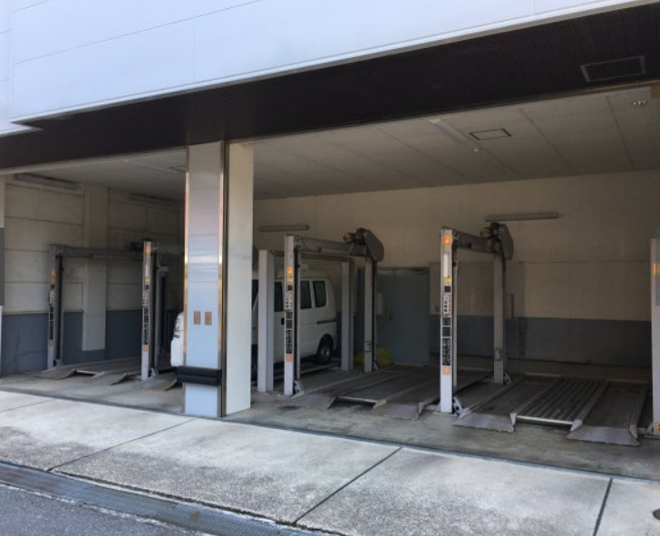 大津市皇子が丘２丁目の事務所の駐車場|駐車場です