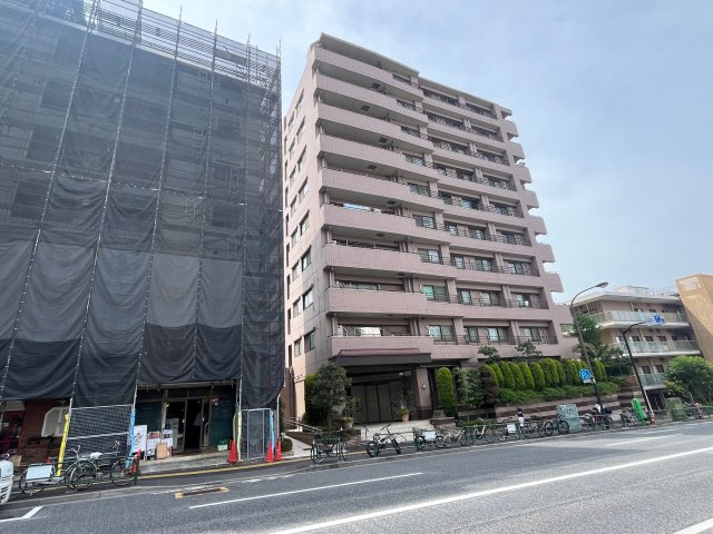 クリオ新宿戸山壱番館の外観