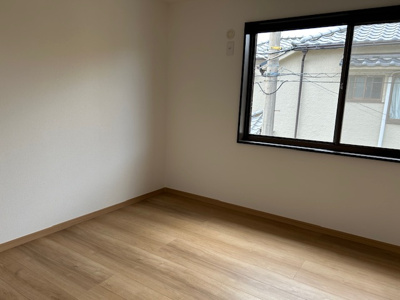 【洋室】 | 泉台７丁目　中古戸建 | 洋室約6.0帖