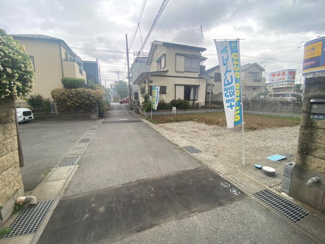 【前面道路含む現地写真】
