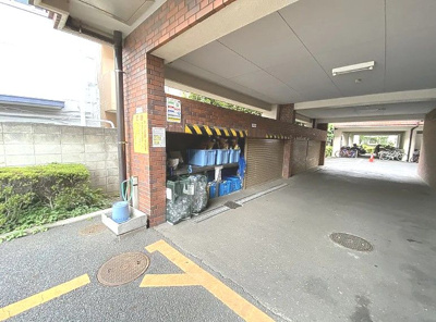 【その他共用部分】 | エクロール蓮根 | 敷地内にごみ置き場があります(^^)/