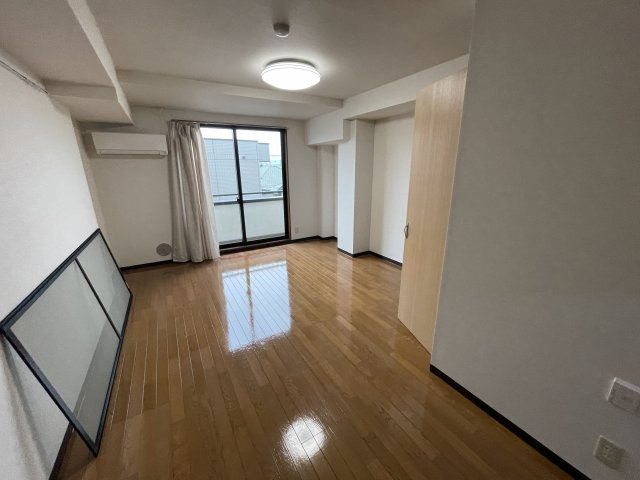 ＴＯＮＢＯマンションの居間・リビング