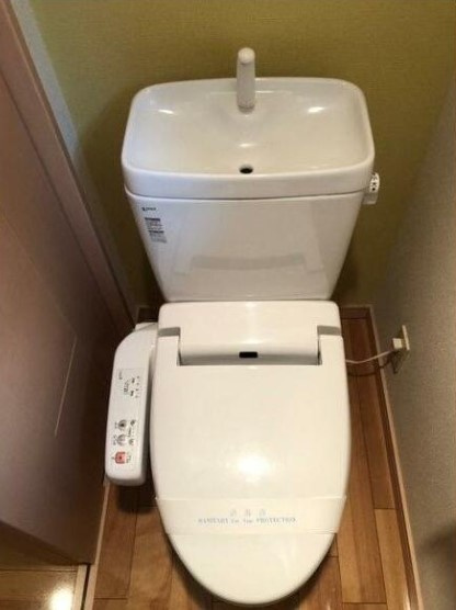 中野区野方３丁目の賃貸マンションのトイレ