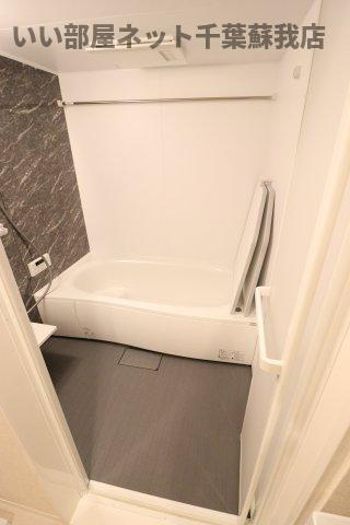 D-room末広2丁目の浴室|コンパクトで使いやすいお風呂です